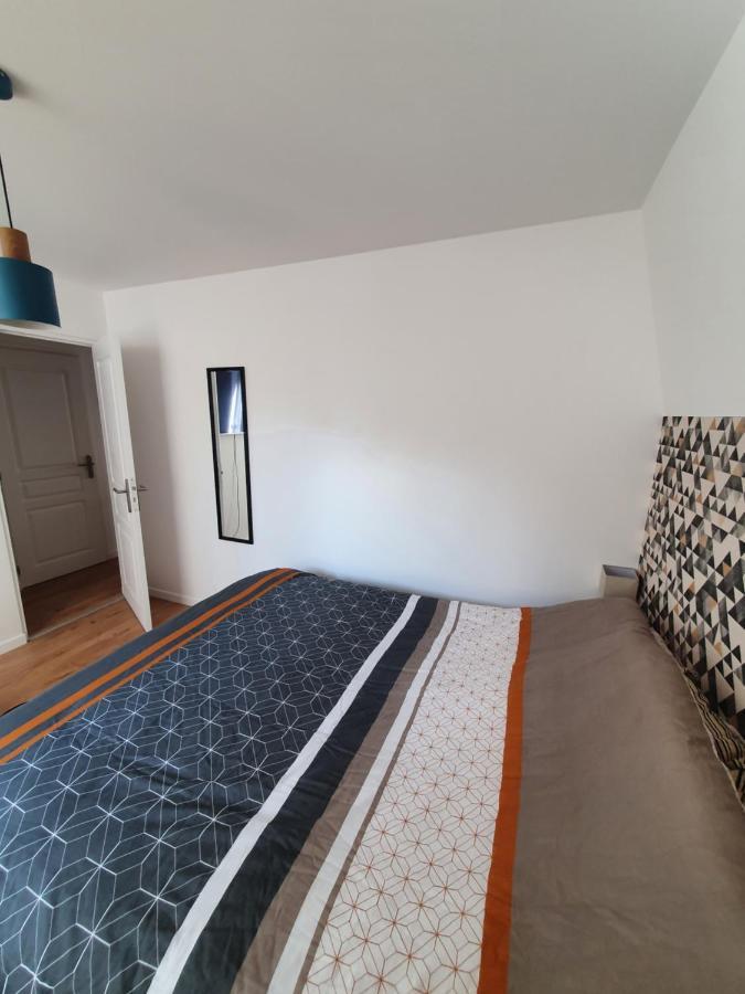 Appartement De Thomas Charleville-Mézières Buitenkant foto