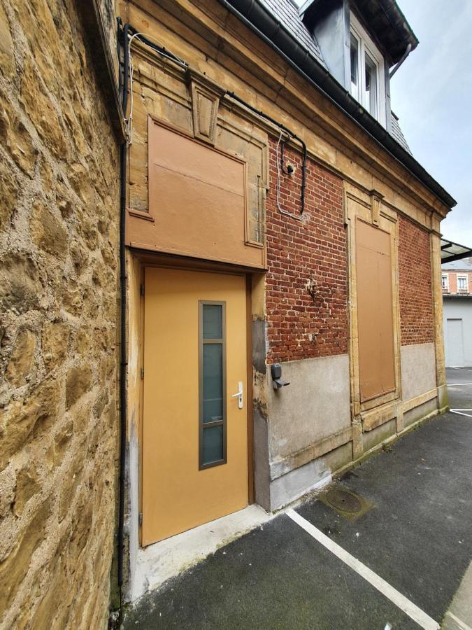 Appartement De Thomas Charleville-Mézières Buitenkant foto